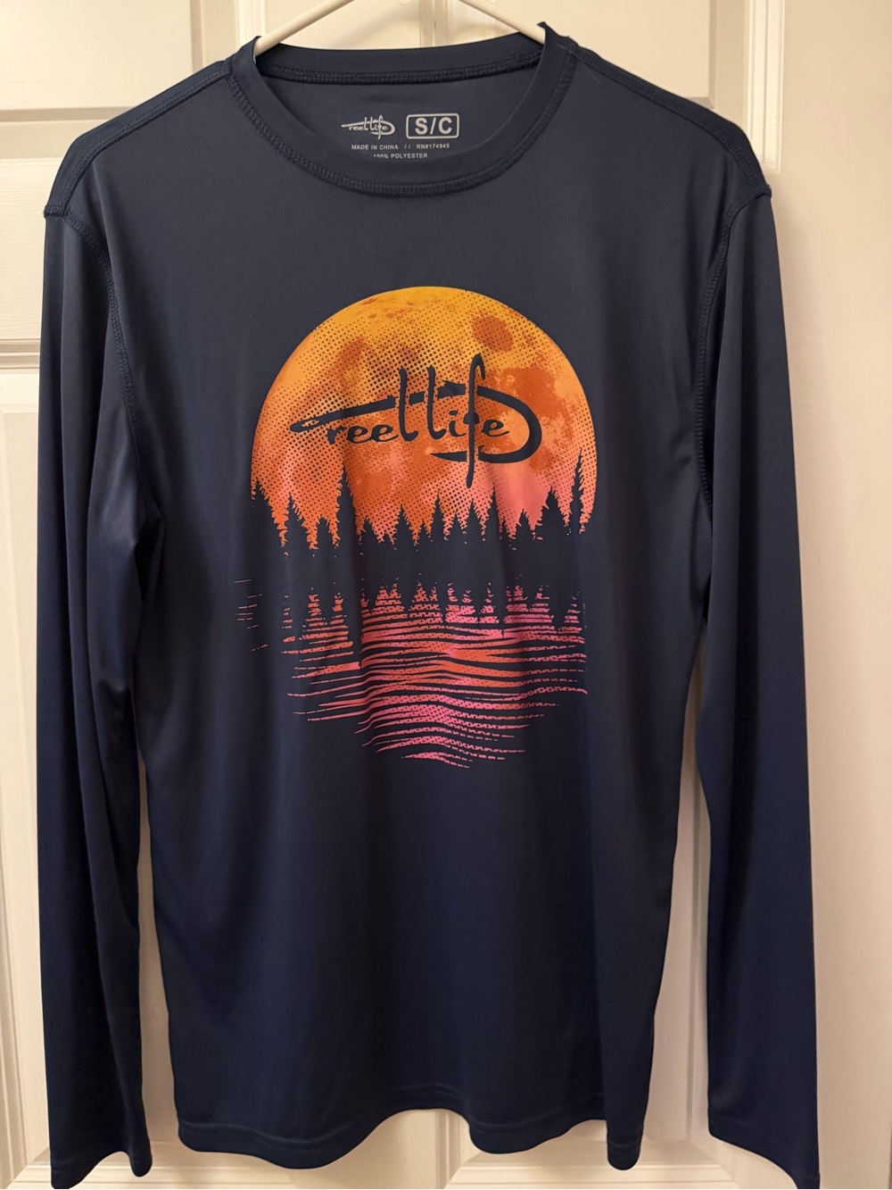 Men’s Navy Long-Sleeve Graphic Fishing Shirt